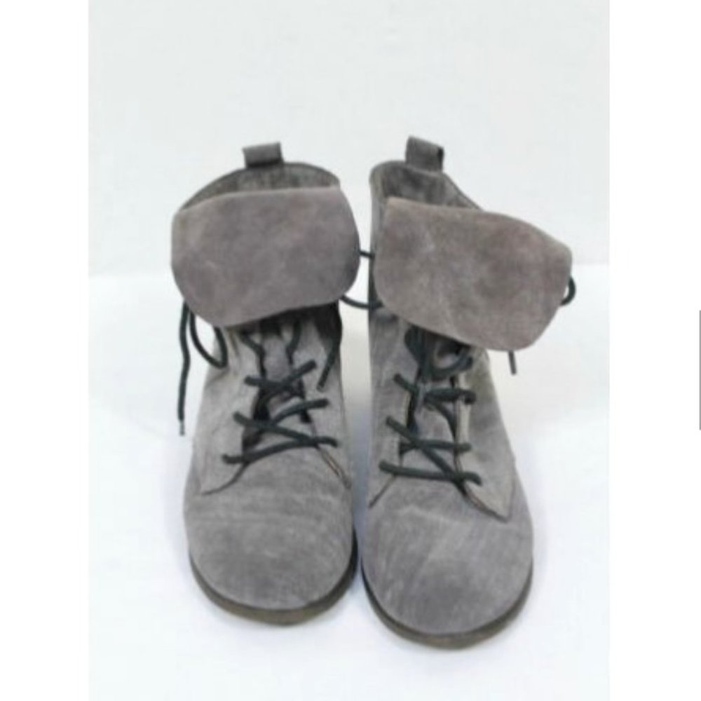 Le Bunny Bleu Gray Suede Leather Lace Up Boots 7